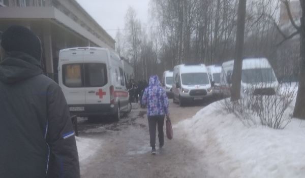 Пятиклассникам стало плохо после проверки на туберкулез в школе на Ушинского